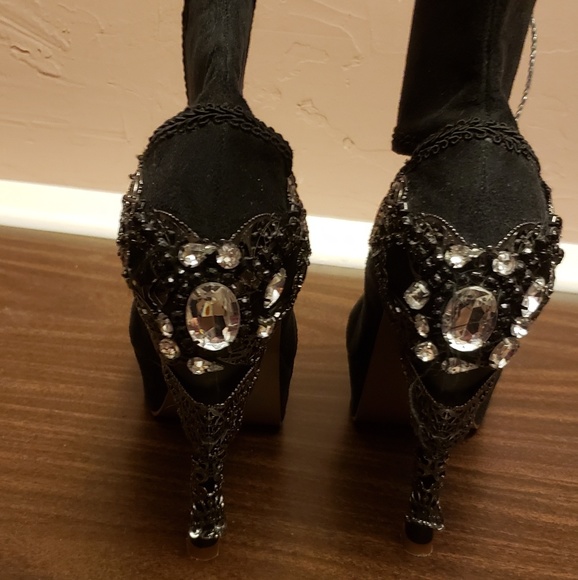 Hades platform stiletto pumps - Picture 3 of 3